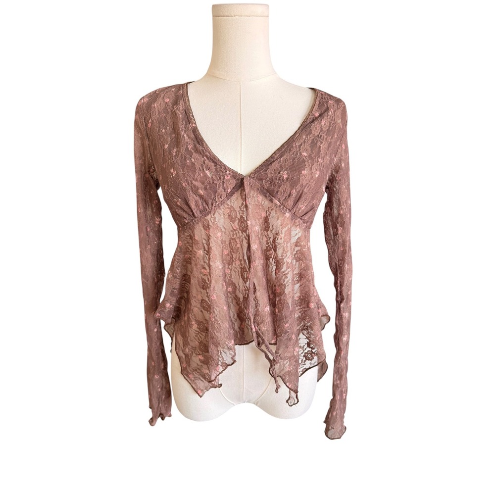 Madden Girl Mauve Pink Floral Lace Sheer Handkerchief Hem Top Long Sleeve Size M